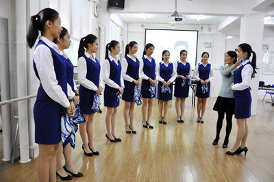重慶市工藝美術學校職業技能培訓服務 傳承匠心，賦能未來